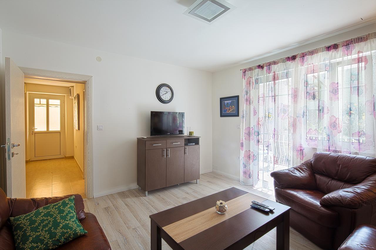 Apartman Aleksandra ブドヴァ エクステリア 写真