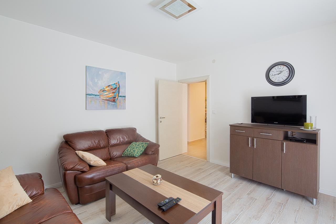 Apartman Aleksandra ブドヴァ エクステリア 写真