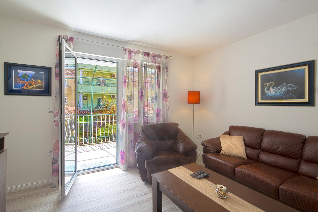 Apartman Aleksandra ブドヴァ エクステリア 写真