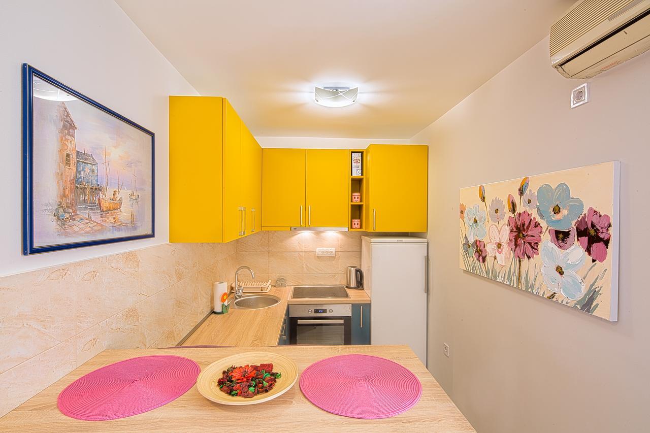 Apartman Aleksandra ブドヴァ エクステリア 写真